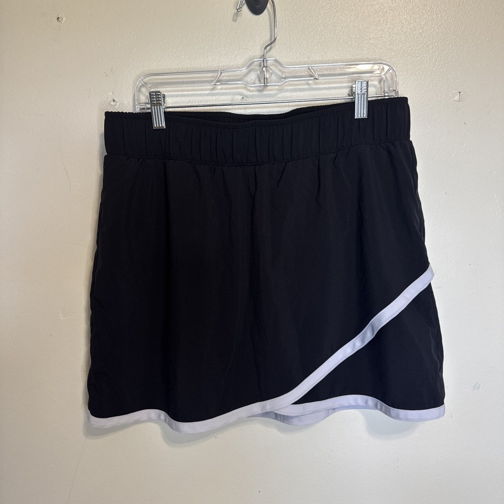 Thrive Society Women's Black Skort Size XL
